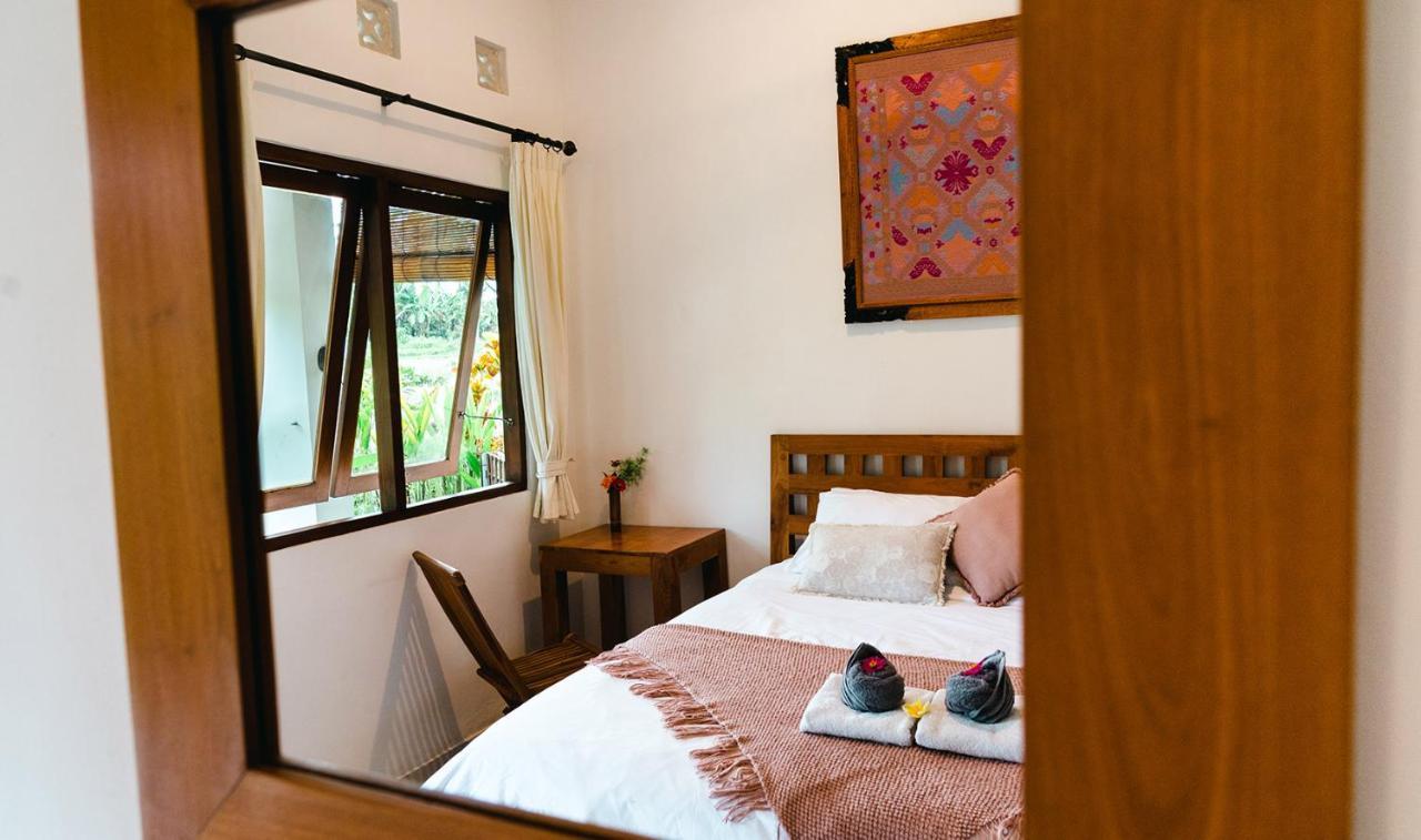Buddha Homestay ウブド エクステリア 写真